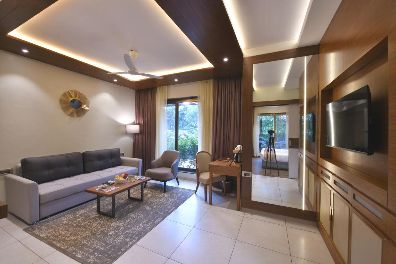 Hotel Arova Woods Zinc Journey By The Fern, Lonavala Extérieur photo
